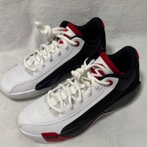 Jordan Zoom Basketball Shoes Size 9 in White, Black & Red